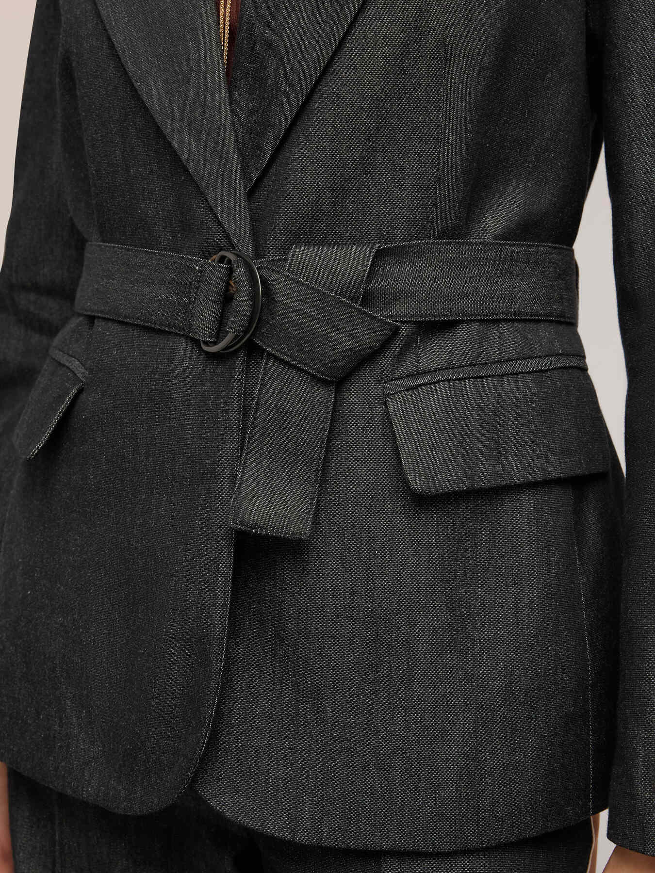 Blazer con cintura misto rami&egrave; image number 4