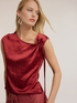 Top in raso con scollo asimmetrico drappeggiato image number 3