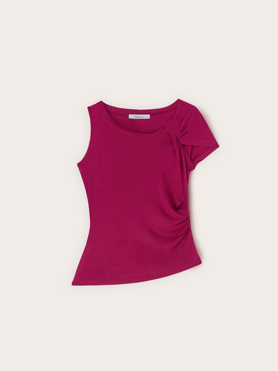 Top asimmetrico con drappeggio