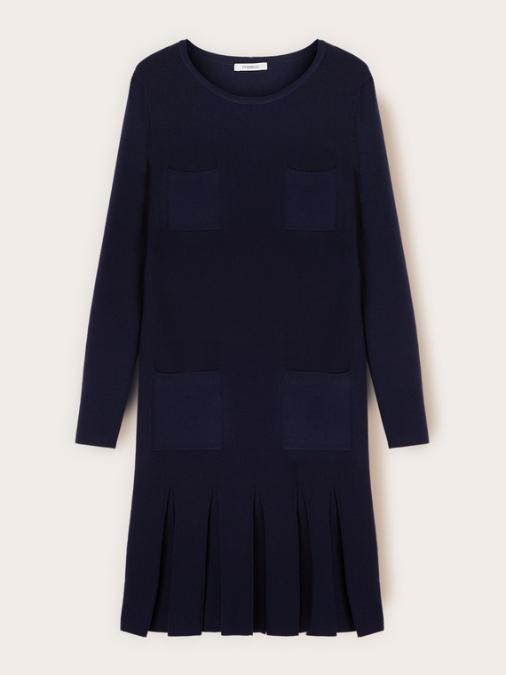 Vestito svasato in maglia con tasche