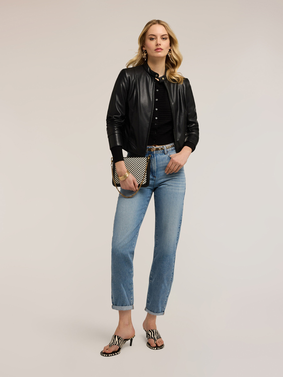Jeans boyfriend con risvolto