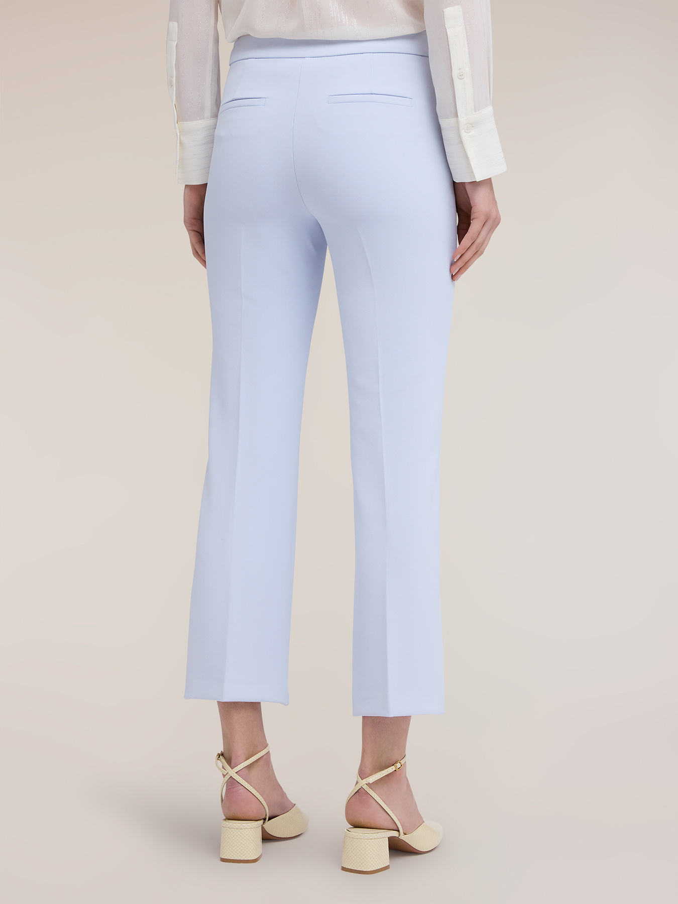 Pantaloni cropped in cady cr&ecirc;pe image number 1