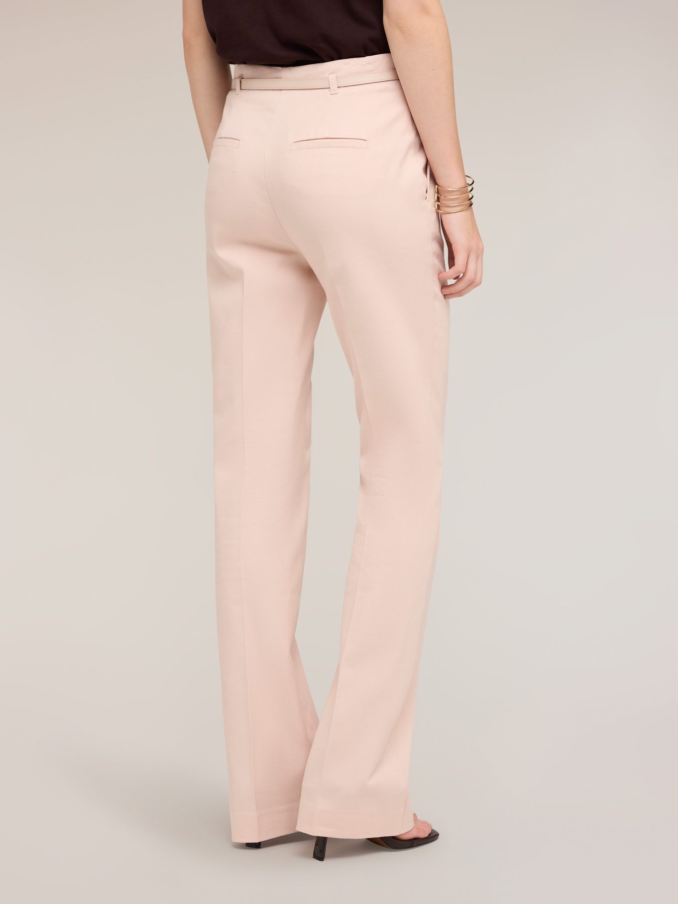 Pantaloni flare in gabardina image number 1