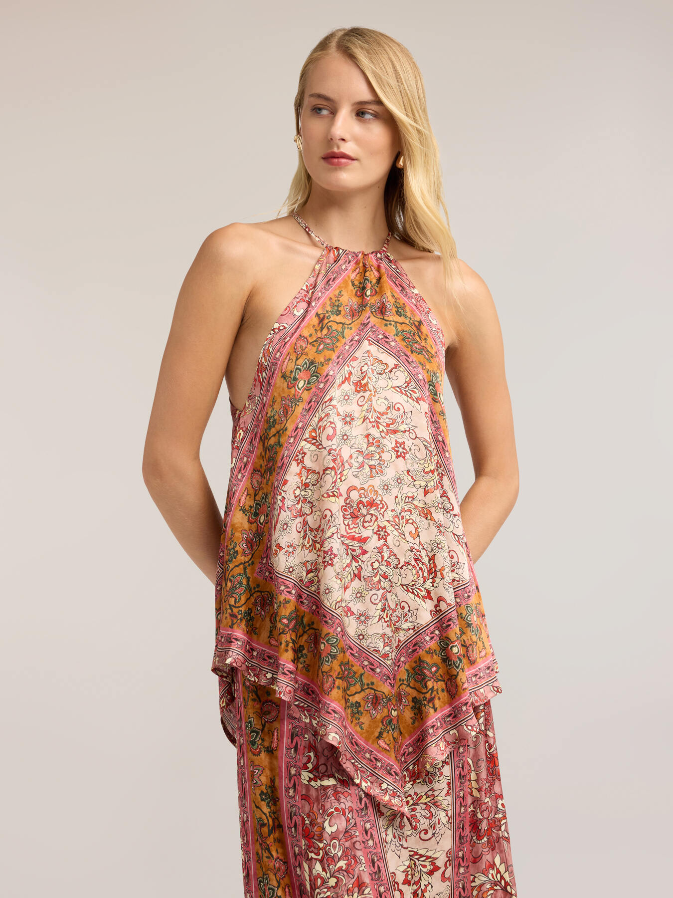 Top in raso con stampa paisley image number 0