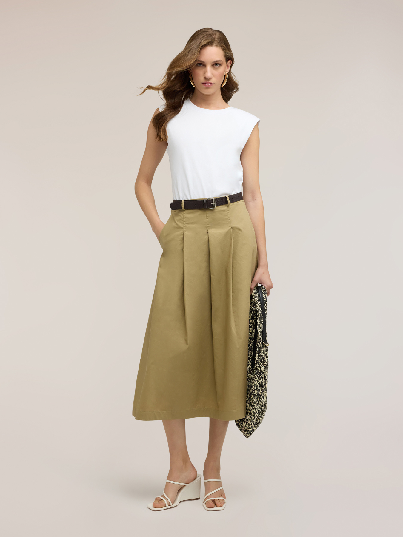 Vestito midi con cintura e gonna in popeline image number 2