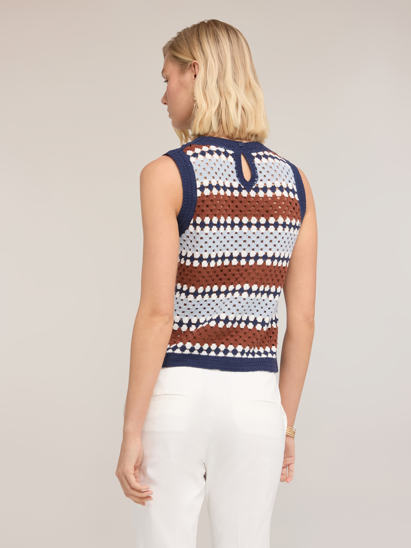 Maglia in maglia crochet image number 1