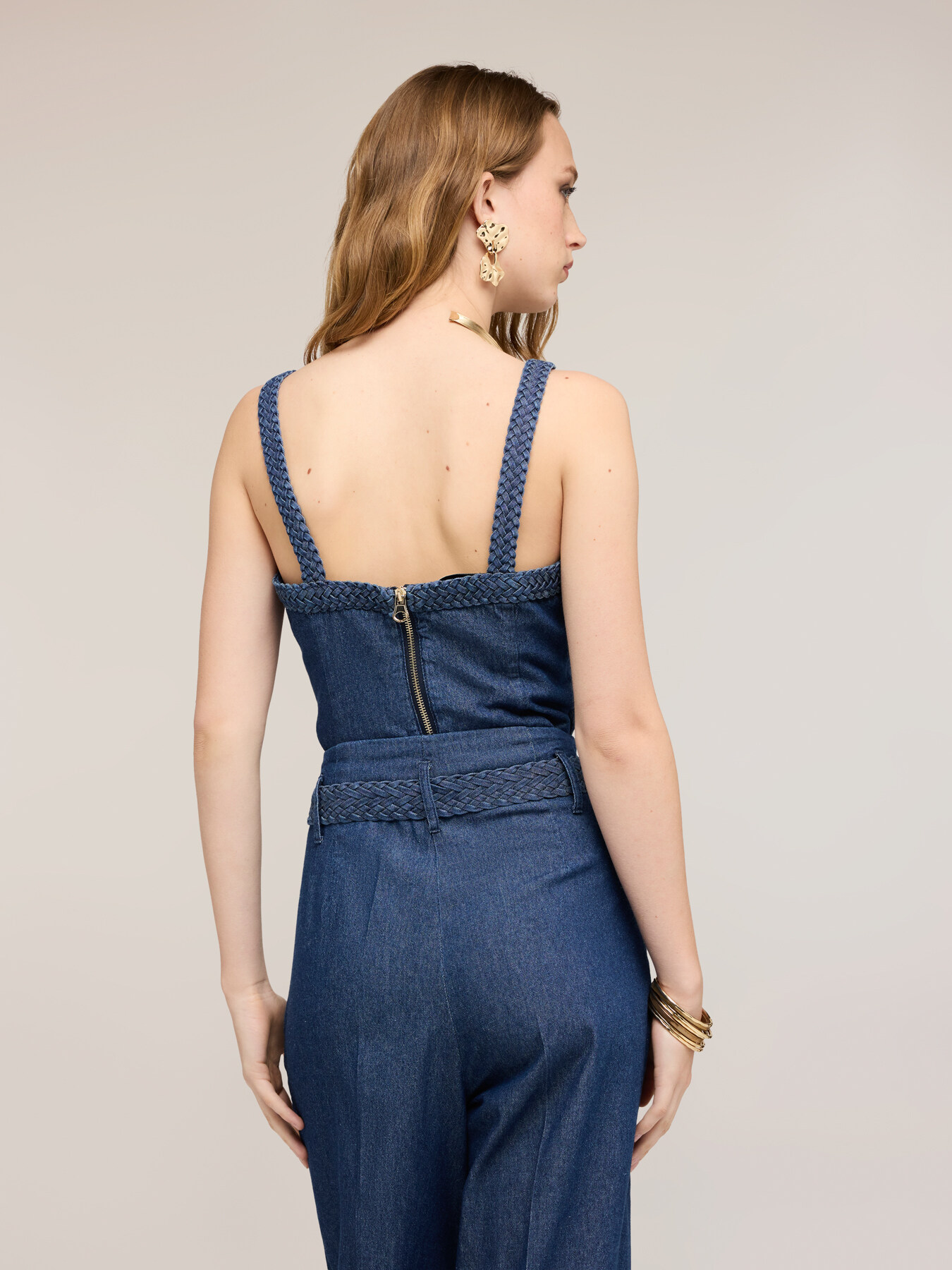 Top in denim con spalline ad intreccio image number 1