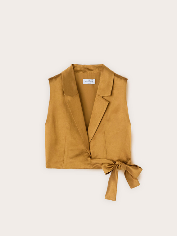 Top in misto lino con colletto
