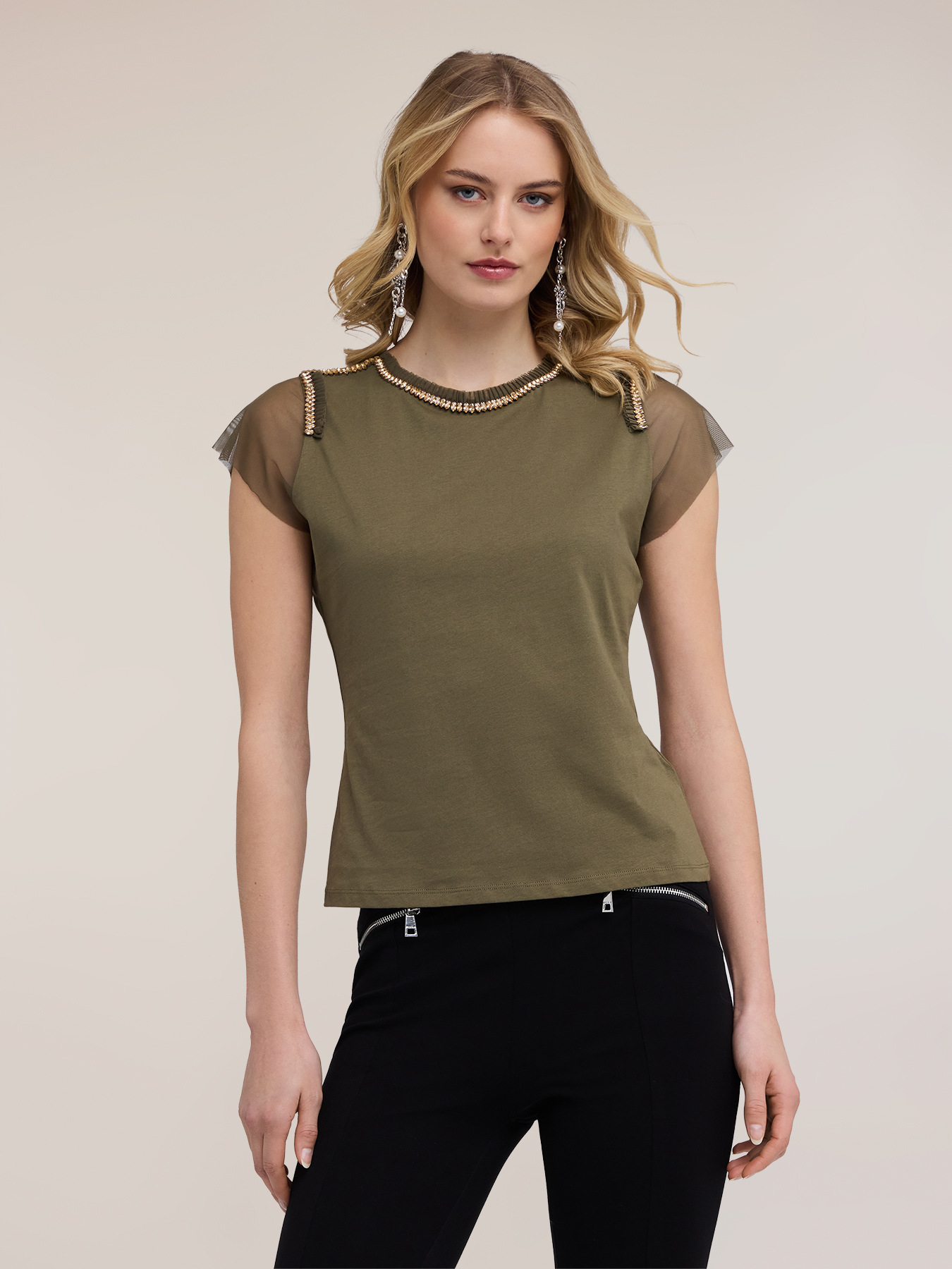 T-shirt con maniche in tulle e ricami gioiello image number 0