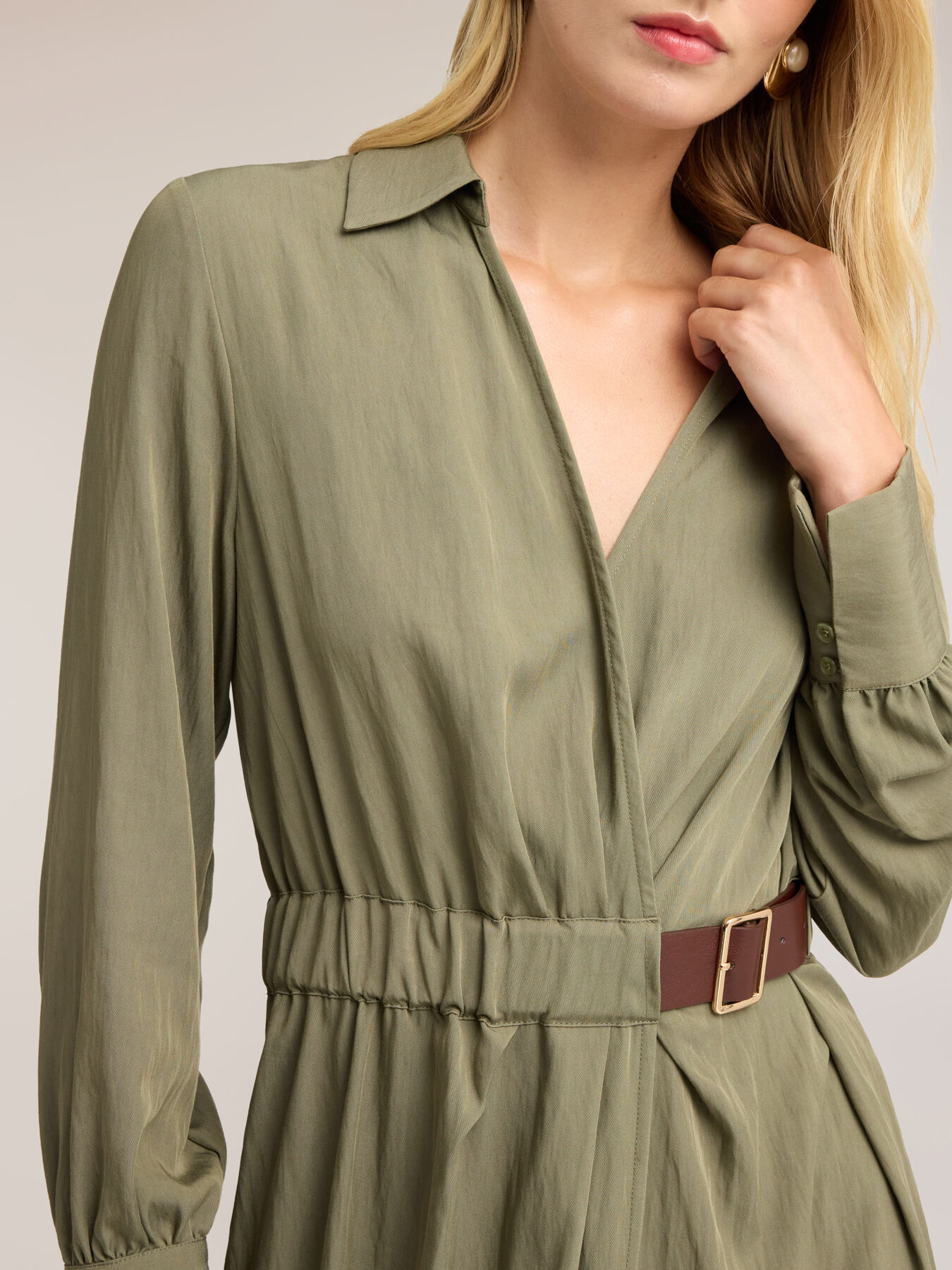 Vestito chemisier in twill drappeggiato image number 3