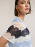 T-shirt in pizzo macram&eacute; image number 2