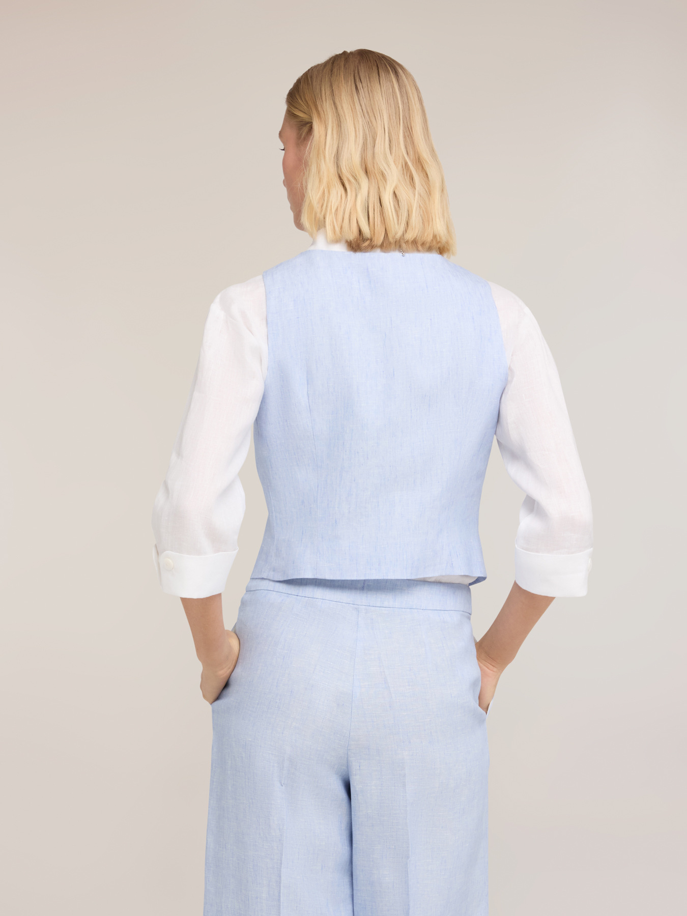 Gilet sartoriale in lino image number 1