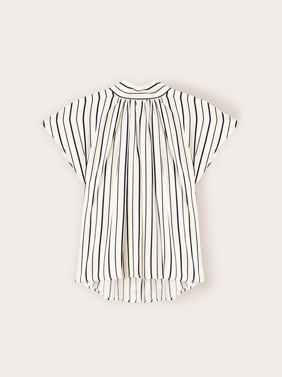 Blusa over a righe con fiocco posteriore