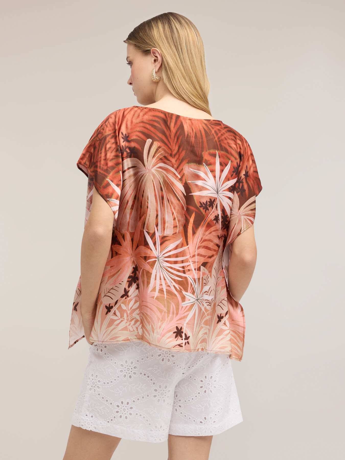 Blusa kimono in raso con stampa image number 1