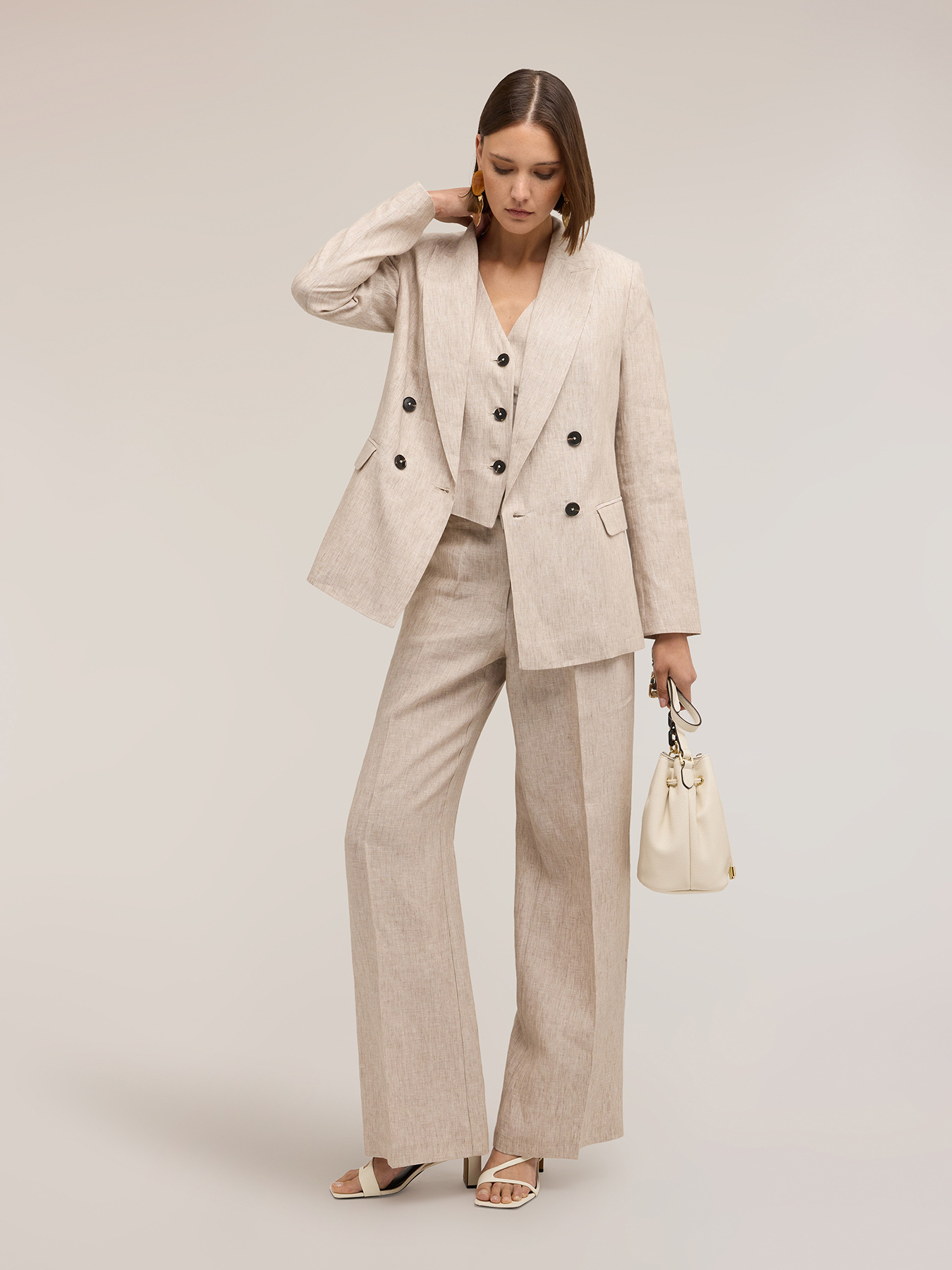 Blazer doppiopetto in lino image number 0