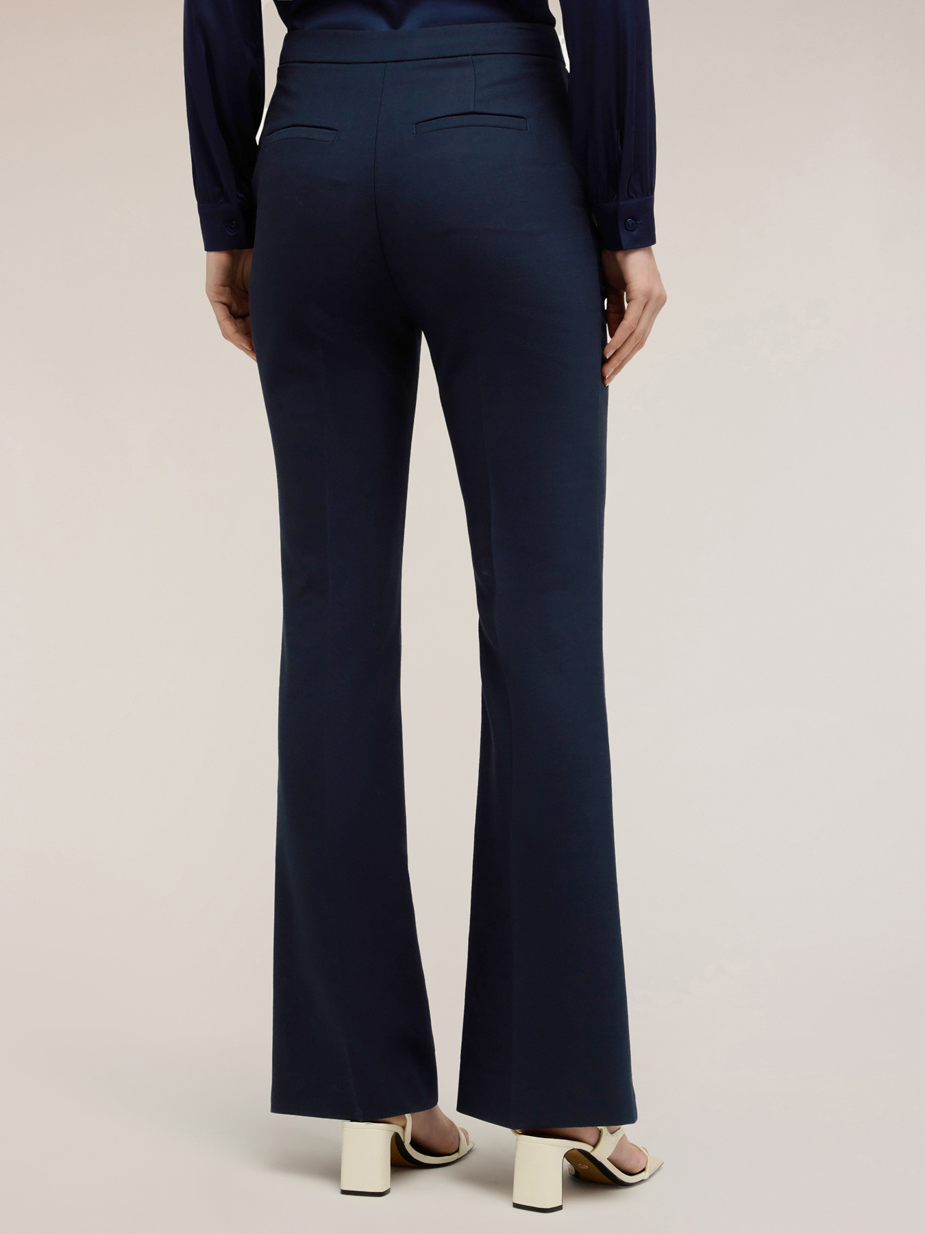 Pantaloni bootleg in poliviscosa image number 1