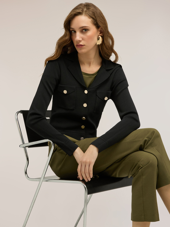 Cardigan corto in maglia