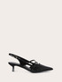 D&eacute;collet&eacute; slingback con listini e tacco kitten image number 1