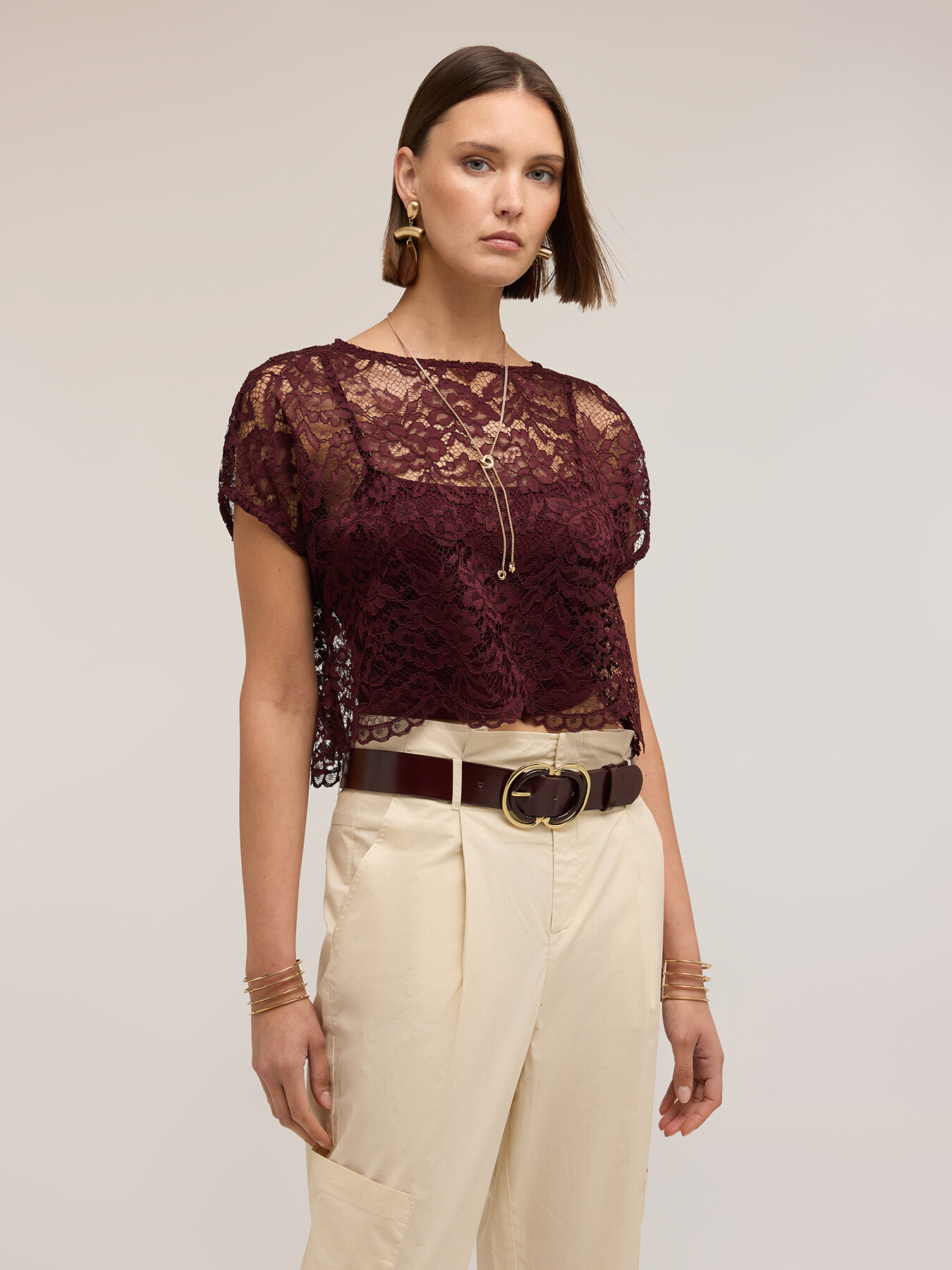 Blusa corta in pizzo image number 3