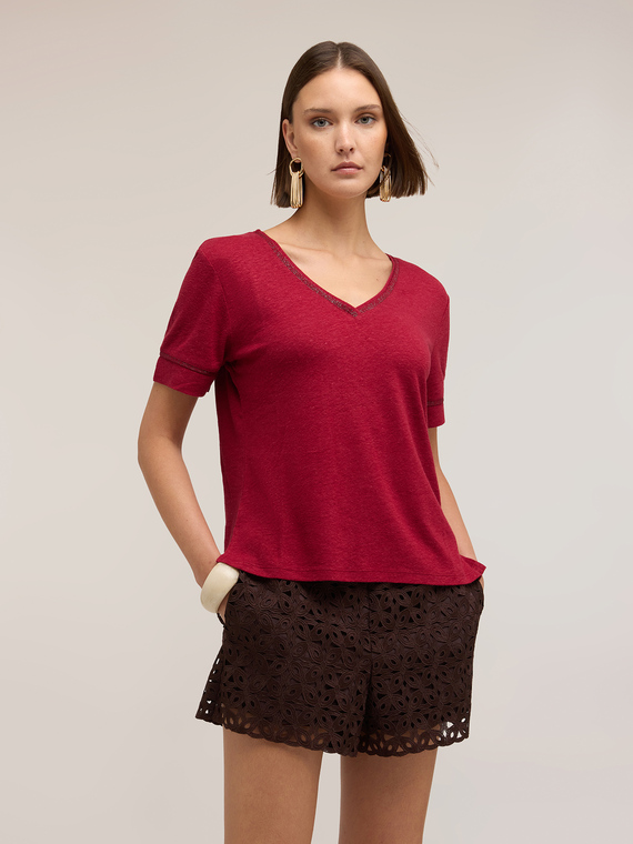 T-shirt in misto lino con profili color oro