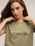 T-shirt in jersey con scritta ricamata image number 2