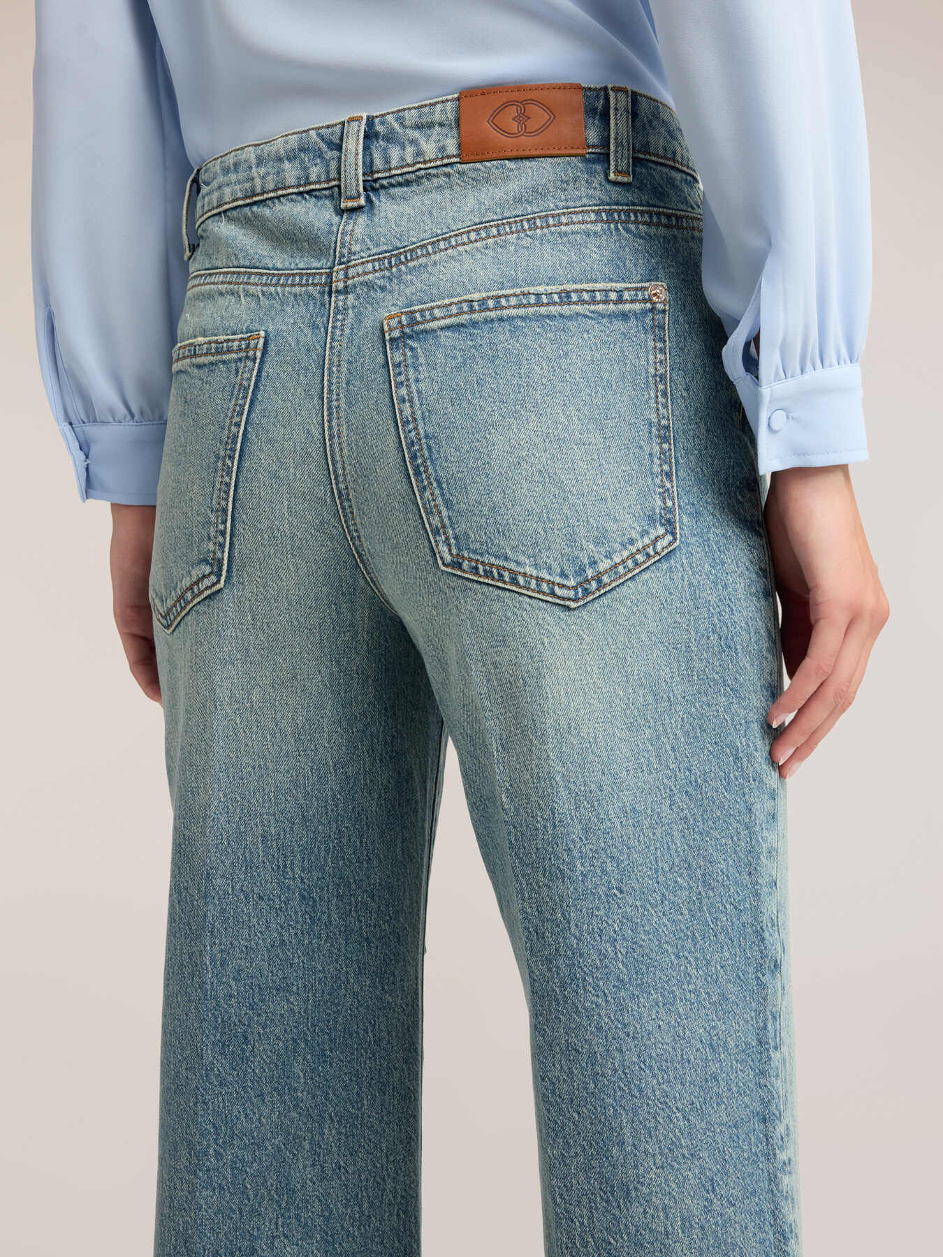 Jeans wide a vita alta washed image number 3