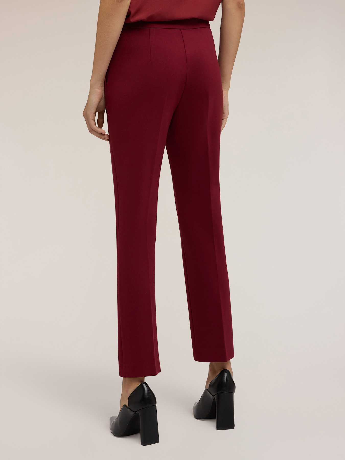 Pantaloni regular con motivo occhielli image number 1