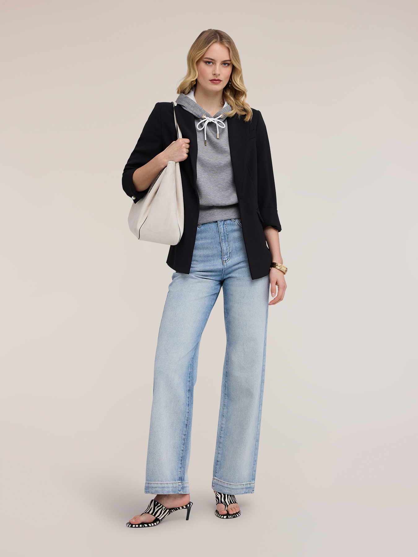 Giacca blazer con gemelli gioiello image number 4