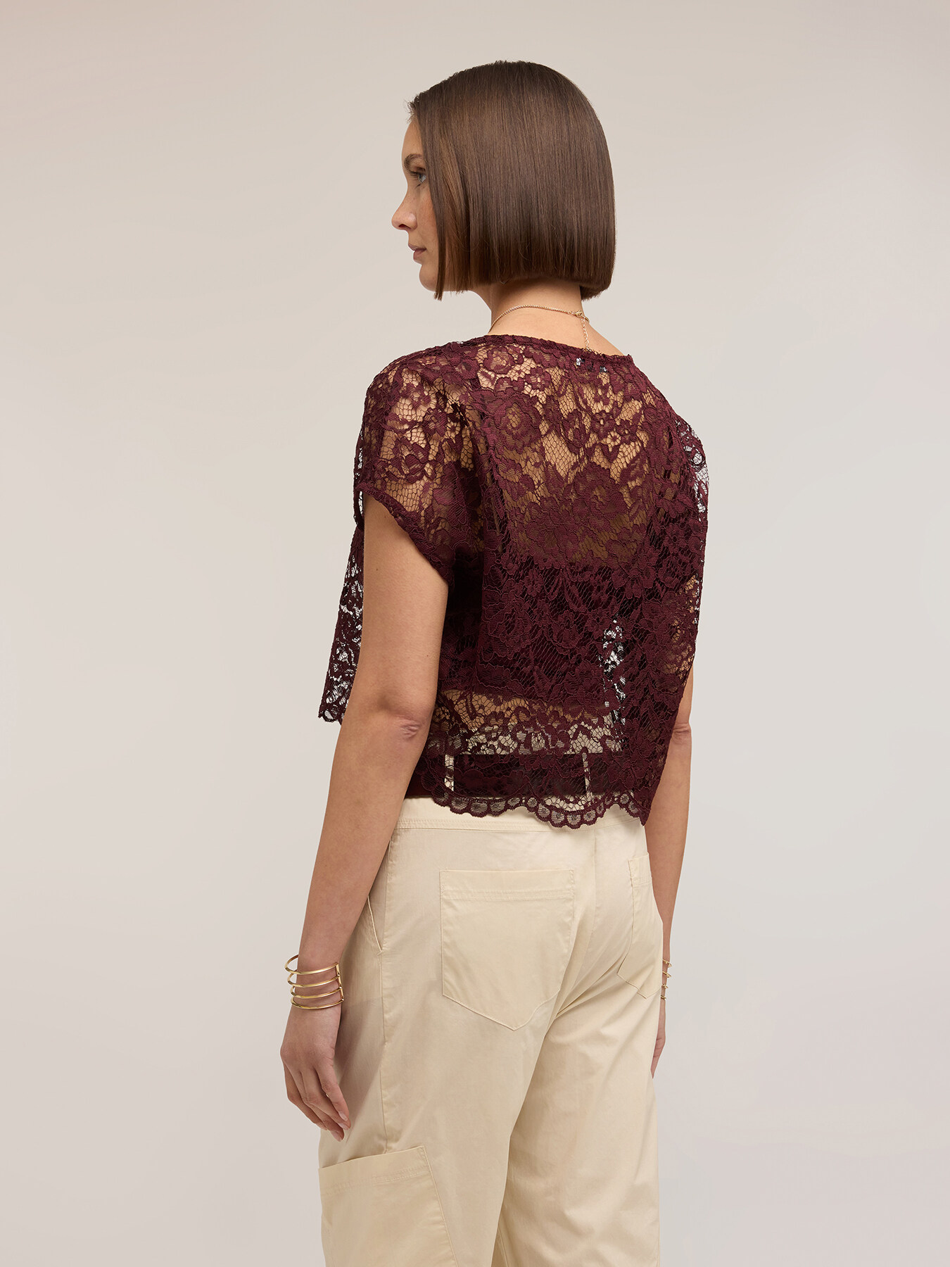 Blusa corta in pizzo image number 1