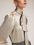 Blusa a body in raso con fiocco al collo image number 2