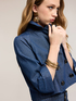 Trench doppiopetto corto in chambray image number 2