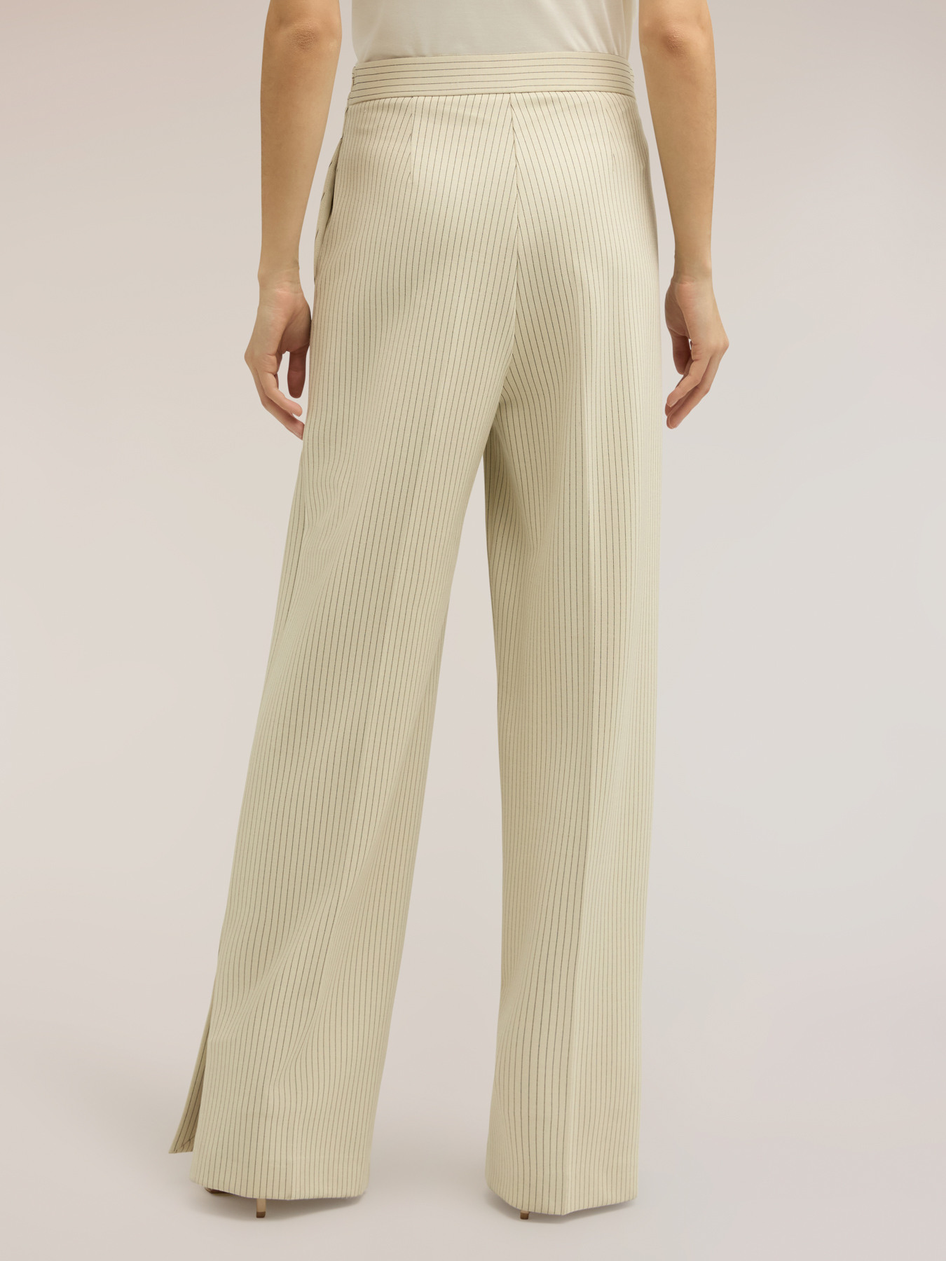 Pantaloni palazzo in punto milano gessato con spacco image number 1