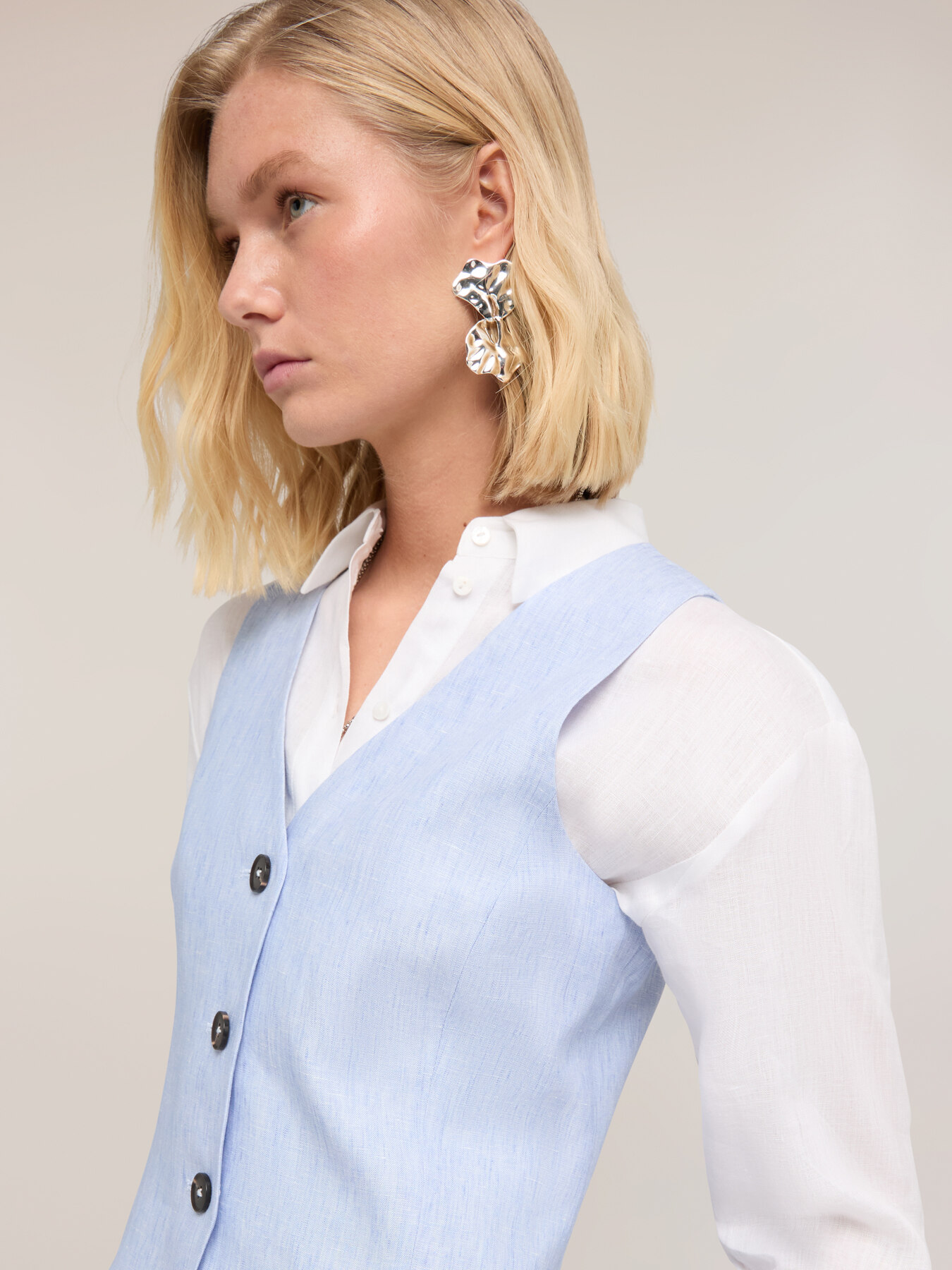Gilet sartoriale in lino image number 3