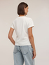 T-shirt con stampa e applicazioni di strass image number 1