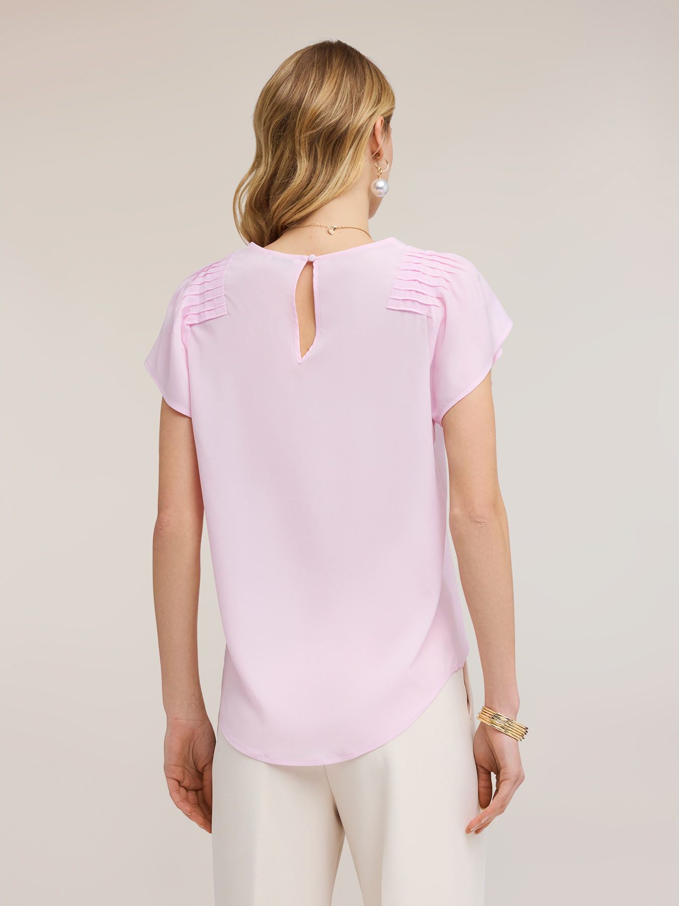 Blusa in cr&ecirc;pe de chine con pieghe image number 1