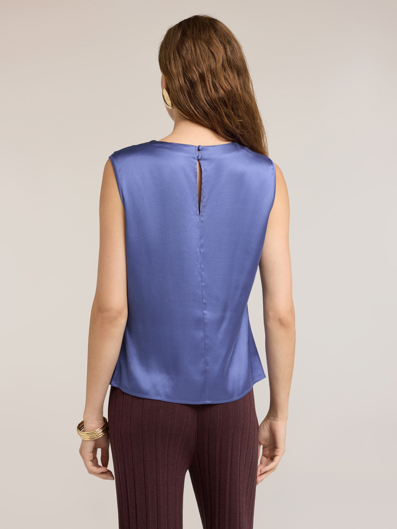 Top in raso con drappeggio asimmetrico image number 1
