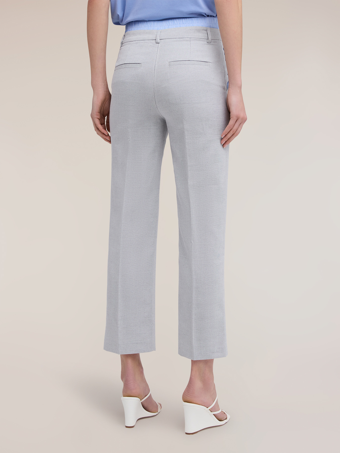 Pantaloni chino a vita alta image number 1