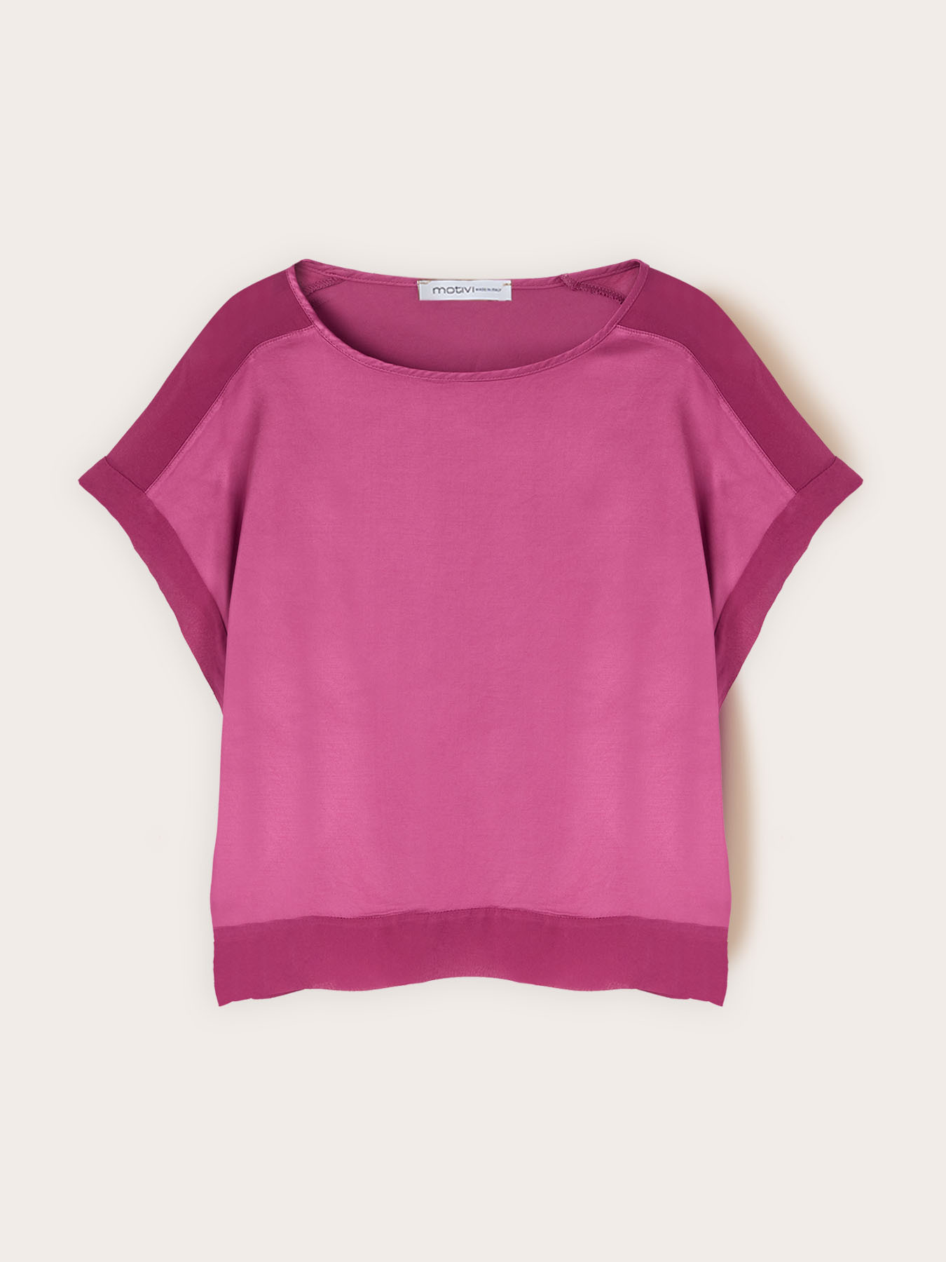 Blusa in raso con scollo a barchetta image number 0