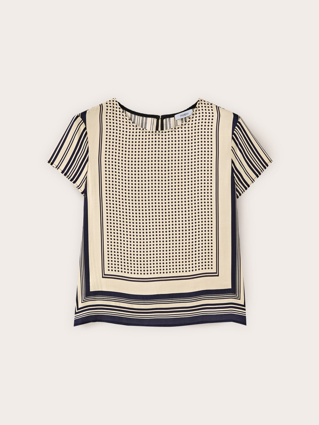 Blusa in raso con fantasia a foulard image number 4