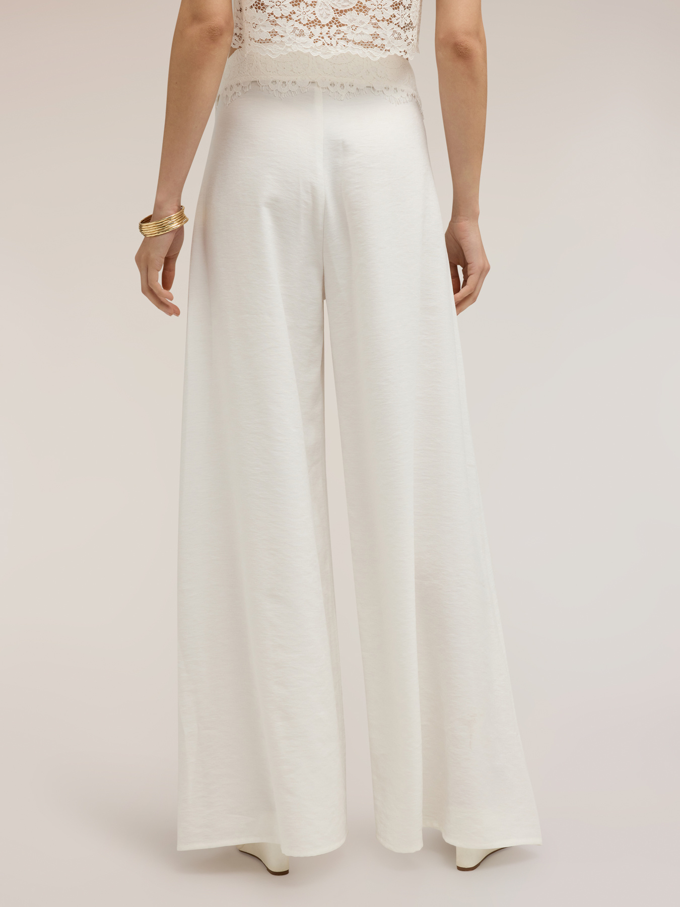 Pantaloni palazzo con dettaglio in pizzo image number 1
