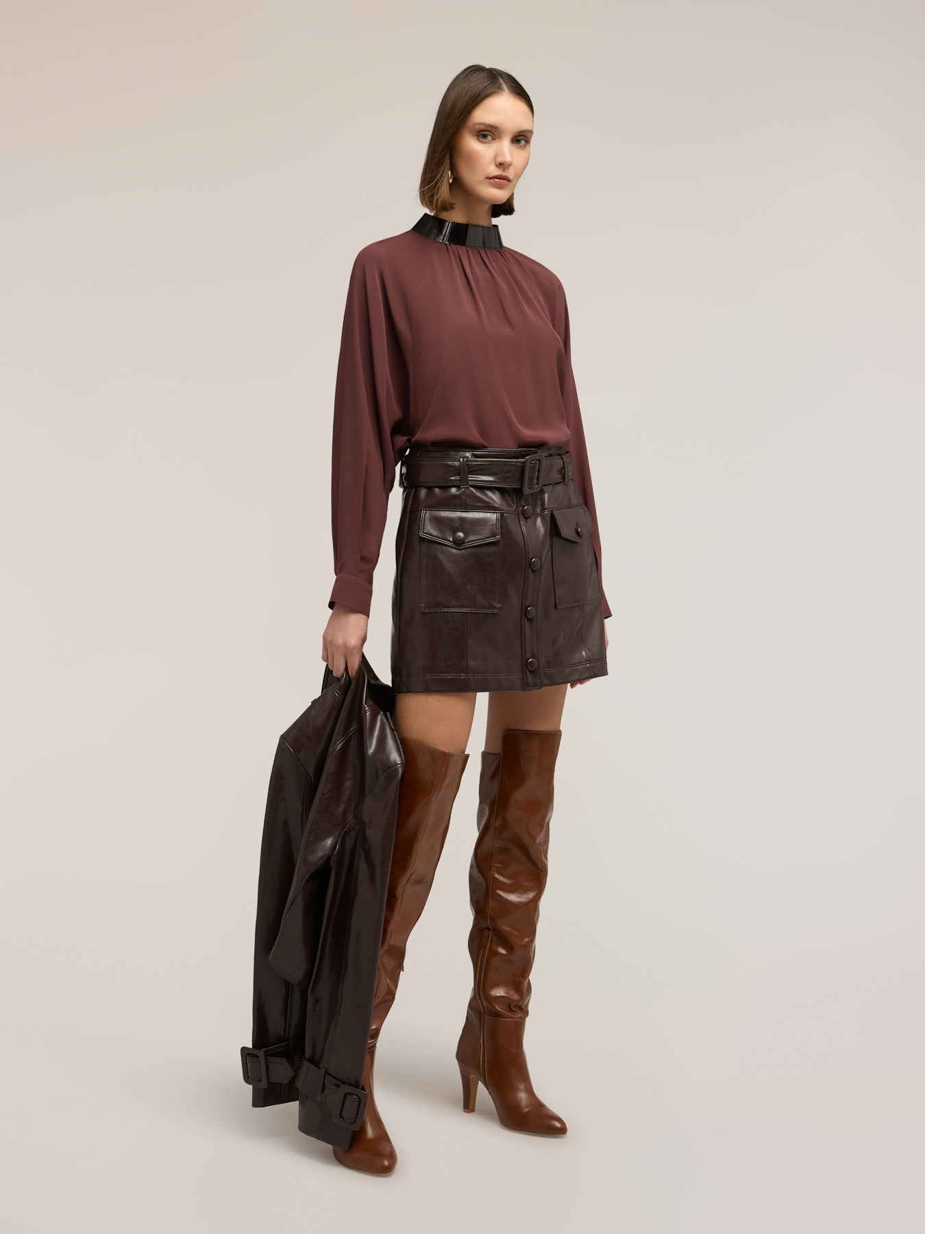 Blusa fluida con colletto ricamato image number 3