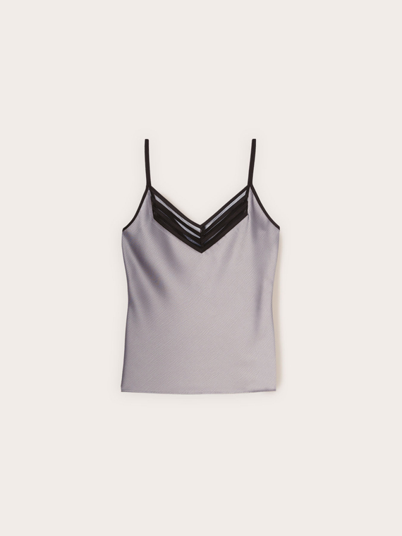 Top in raso con bordo in tulle