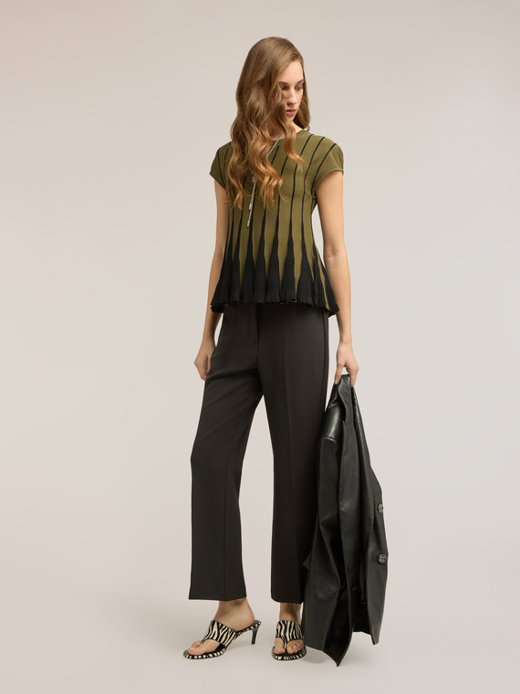 Pantaloni cropped in cady cr&ecirc;pe