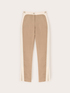 Pantaloni con piping e spacco sul fondo image number 4