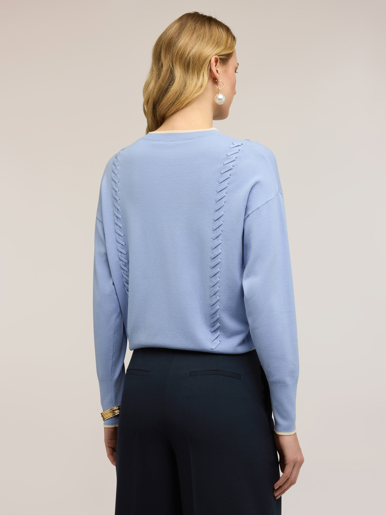Maglia con impunture decorative image number 1